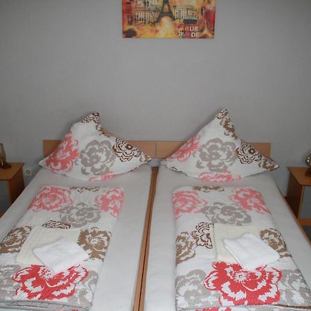 Hotel Restaurant Balkan Trier Eksteriør billede
