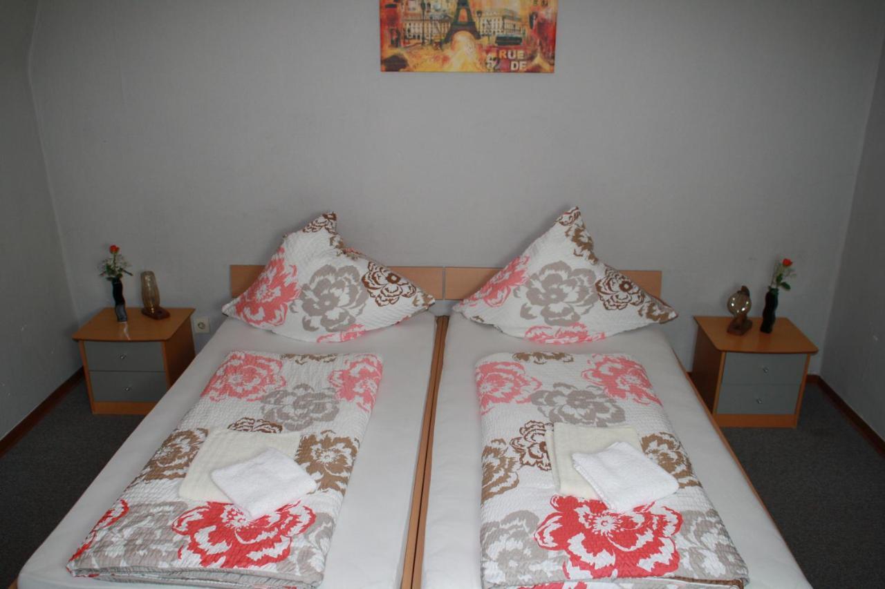 Hotel Restaurant Balkan Trier Eksteriør billede